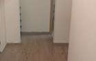 Ap 2 camere situat in racadau, disponibil din 01.12.2026, se elibereaza din 15.11.2026, 450 euro cu loc de parcare in fata scarii