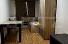 Două camere într-o casă de inchiriat, cu acces la bucătărie și baie - 1