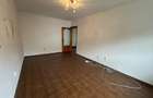 Apartament 2 camere decomandat, zona Progresu, etaj 3.