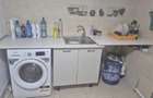 Inchiriez Apartament 2 camere+mansarda