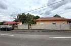 CASA CU TEREN 550 MP | ZONA DEALURI | STRADA SOFIEI - 1