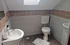 Inchiriez camere in cladire - 7