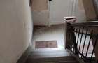 Vand ap cu 2 camere decomandat parter zona O.M - 2