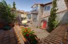 Apartament cu doua balcoane, bucatarie, baie, 3 camere - 6