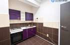 Apartament 3 camere, P-ța Romană, demisol, centrală proprie