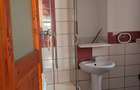 Parter casa cu 3 camere si curte privata - 12