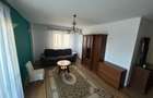 Închiriez apartament 3 camere Zamca