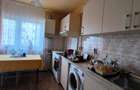 Ap 1 cam decom, et. 3, cu CT, balcon, mobilat clasic, zona Penny-Cl. Floresti
