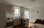 Apartament 3 camere, curte comuna, Centrul Istoric Schei - 1