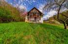Casă de vacanta intr-o locatie de vis de vanzare in Carand,Romania