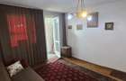 De vanzare - Apartament semidecomandat Piata Progresul