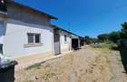 Casa 2 camere + teren intravilan 2.200 mp | Hinte?ti, 5 km Pite?ti | utilitati