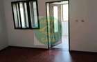 Casa de vanzare, parter si etaj - 6