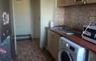 Proprietar Metrou Titan 3 camere Bloc Reabilitat - 1