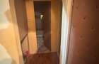Apartament 4 camere de vanzare zona ?coala 8 - 10
