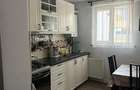 Apartament cu 3 camere semidecomandat în Astra - 2