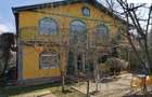 Proprietar, vand/inchiriez Snagov: Str. Zorelelor 2, 8 camere, 5 bai, 251mp utili, curte 454mp - 1
