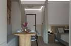 Inchiriere studio premium White Titanic prima linie