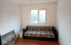 Apartament de vanzare 2 dormitoare, o sufragerie, 2 holuri, 1 bucatarie, 1 baie - 3