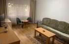 Inchiriez apartament 2 camere, zona Trocadero, 50 mp, centrala proprie