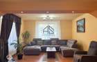 De vanzare | Casa spa?ioasa | 3 dormitoare ?i garaj | Oncea - 11