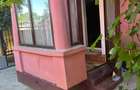 Casă cu 4 camere cu Teren 700 Mp în Viișoara - 3