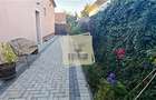 Casa cu 3 camere 2 bai si 289 mp teren in zona Lazaret