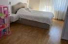 Apartament 3 camere central langa liceul economic mai exact piata romana d1