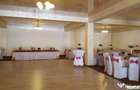 Afacere la cheie! 2 sali evenimente+ apartament 220mp, Siret - Siret (Suceava)