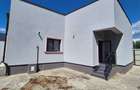 Casa si teren de vanzare - 4