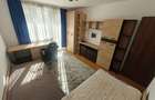 Inchiriez apartament 4 camere pe blvd. Dacia