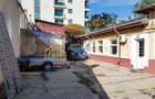 SPATIU COMERCIAL TIP GARAJ + CURTE LANGA PARCUL CIRCULUI - TRIFAZIC, PUT, INALT