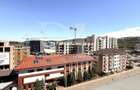 Apartament de inchiriat / Zona BMW - 5