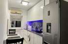 Apartament de inchiriat, 2 camere, decomandat, et 1 Rovine - 1