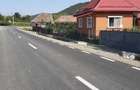 vand casa cu 3 camere , baie , bucatarie , suprafata totala 38 arii , intravilan - 10