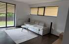 Inchiriez apartament 2 camere cu gradina - 1