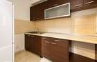 Piata Romana, 3 camere, 69 mp utili, etaj 3, un apartament pe etaj