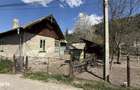 Casa cu anexe si teren 988 mp, deschidere la 3 strazi - 12