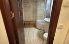 Pers.fizica dau in chirie ap.2 camere tip PB zona Decebal etj 2 pe soare