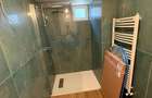 Apartament de 4 camere in vila