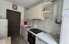 Inchiriez apartament 3 camere semidecomandat