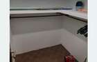 Inchiriez apartament 3 camere - 4