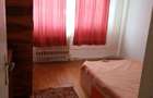 Inchiriez apartament cu 3 camere - 1