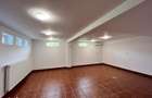 Vila Pipera | 360 mp | Teren 1.000 mp | 8 camere | 5 bai | Garaj - 1