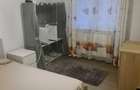Proprietar inchiriez apartament cu 3 camere zona 1 mai - 6