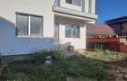 Casă cu 7 camere cu Teren 170 Mp în Central - 12