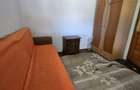 Inchiriez pe TERMEN SCURT apartament cu trei camere str Universitatii - 5