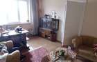Apartament 2 camere semidecomandat