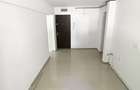 Apartament si spatiu comercial - 3