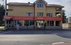 Proprietar inchiriez apartament 3 camere +garaj zona Piata Spitalului - 1